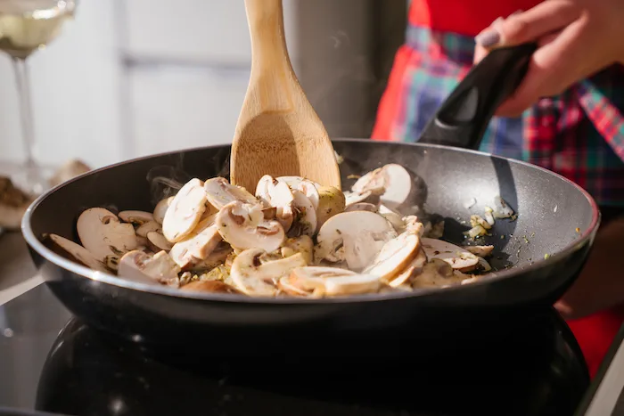Is cooking with wooden spoons safe? 6 4756 - C J Global Newspaper
