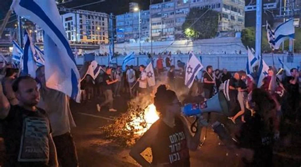 Gaza truce between Palestinian celebrations and Israeli protests 7 O457IP - C J Global Newspaper