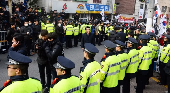 South Korea … The arrest of ousted President Yoon Suk-Yul at a historic moment 3 SSI 20170321102612 O2 - C J Global Newspaper