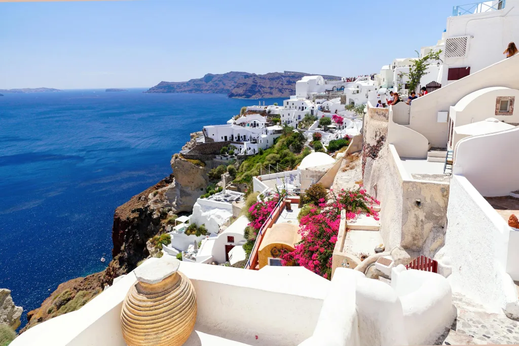Let's explore the breathtaking beauty of Santorini, Greece. 1 pexels photo 13650578 - C J Global Newspaper