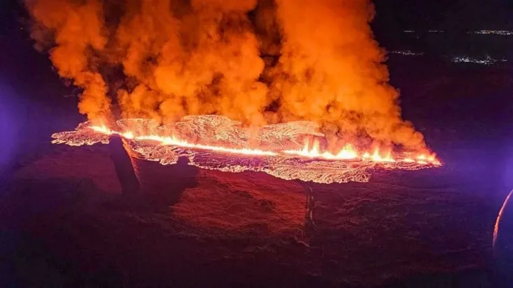 Iceland's Grindavík Faces Volcanic Eruption and Earthquake 2 IMG 6879 - C J Global Newspaper