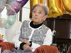 بعد وفاة اليابانية توميك إيتوكا ... برازيلية تتوج كأكبر معمرة في العالم بعمر 117 عاما 6 7468